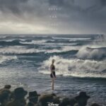 young wooman and the sea